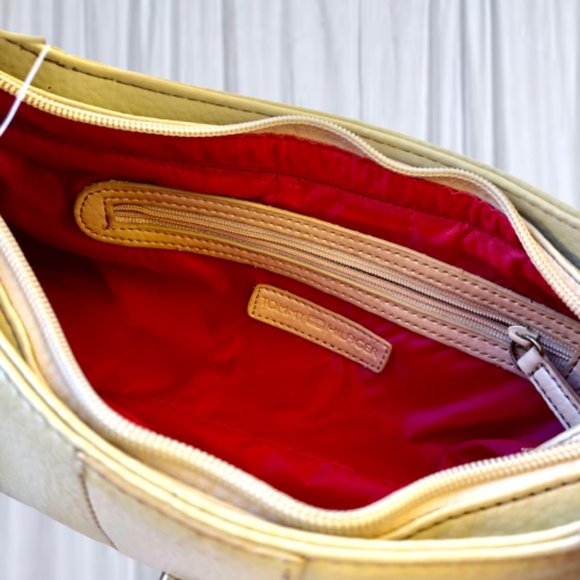 Tommy Hilfiger Y2K Eggshell Pebbled Leather Handbag Logo Zip & Buckle - Picture 15 of 15